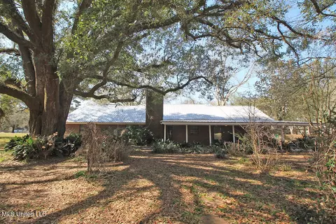 Exterior - 22000 Northview Dr, Moss Point, MS 39562 photo 7 of 7