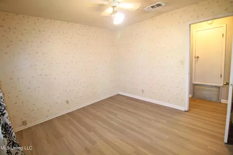 Bedroom - 22000 Northview Dr, Moss Point, MS 39562 photo 8 of 8