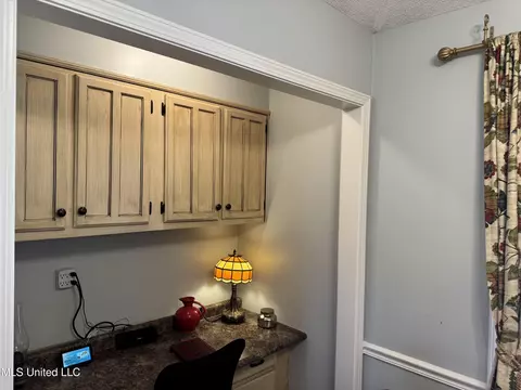 308 E Robinson St, Hernando, MS 38632 photo 14