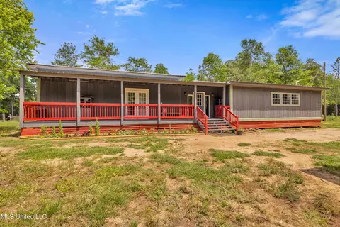 172 Albert Davis Rd # A, Lucedale, MS 39452