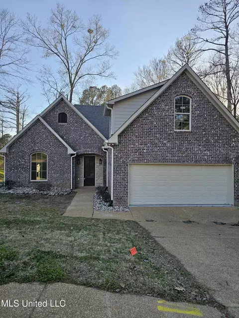 203 Winding Hills Dr, Clinton, MS 39056