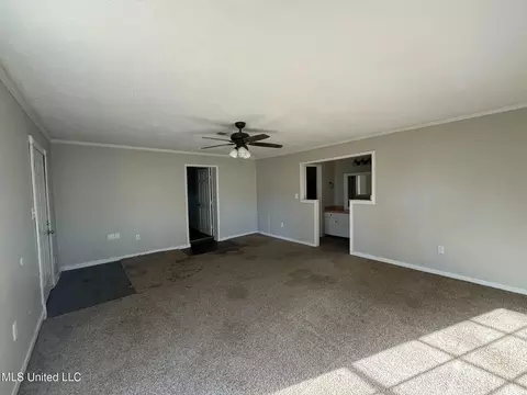 Living - 2516 Upper Dr, Pearl, MS 39208 photo 9 of 10