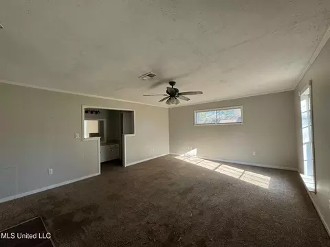 Living - 2516 Upper Dr, Pearl, MS 39208 photo 8 of 10