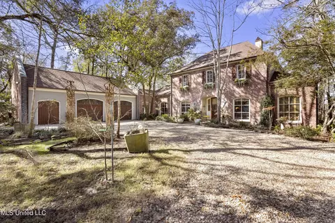 9161 Ridge Rd, Gulfport, MS 39503