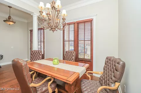 Dining - 262 Lighthouse Ln, Brandon, MS 39047 photo 3 of 6