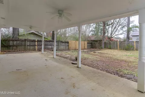 Exterior - 211 William Dr, Clinton, MS 39056 photo 8 of 17