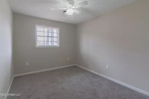 Bedroom - 211 William Dr, Clinton, MS 39056 photo 6 of 10