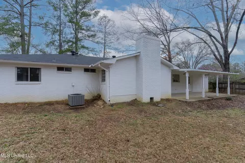 Exterior - 211 William Dr, Clinton, MS 39056 photo 17 of 17