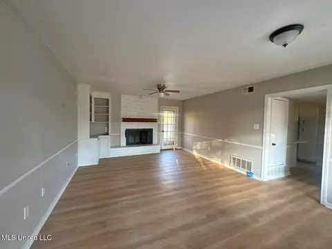 225 Kiowa Dr, Madison, MS 39110 photo 2