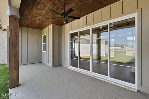 Exterior - 227 Disciple Dr, Brandon, MS 39047 photo 6 of 11