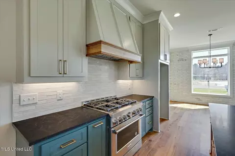 Kitchen - 227 Disciple Dr, Brandon, MS 39047 photo 4 of 5