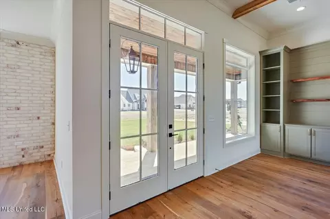 Entry Way - 227 Disciple Dr, Brandon, MS 39047 photo 1 of 2