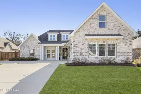 13446 Forest Ridge Dr, Gulfport, MS 39503