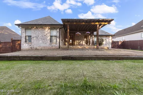 Exterior - 115 Long Leaf Way, Flowood, MS 39232 photo 10 of 12