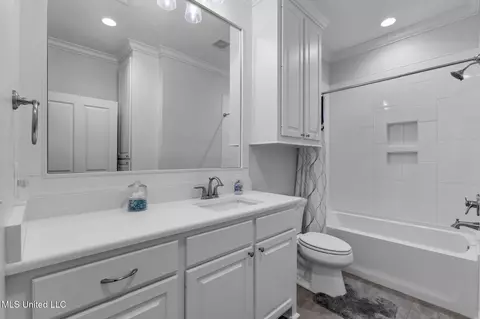 Bath - 115 Long Leaf Way, Flowood, MS 39232 photo 5 of 5