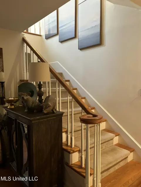 Entry Way - 101 S Second Ave, Cleveland, MS 38732 photo 1 of 2
