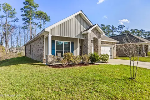 5730 Overland Dr, Biloxi, MS 39532 photo 2