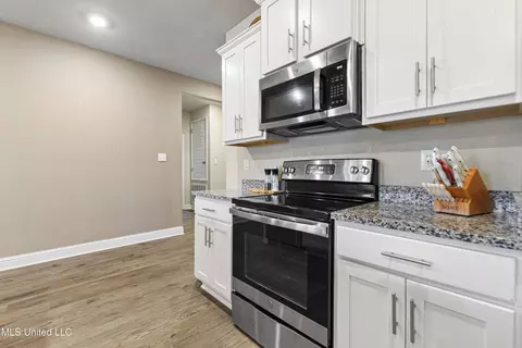 5730 Overland Dr, Biloxi, MS 39532 photo 9