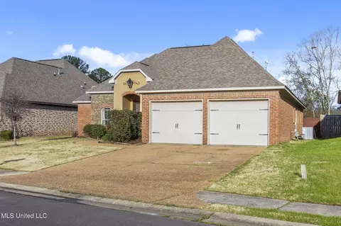 204 Amethyst Dr, Brandon, MS 39047 photo 2