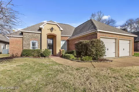 204 Amethyst Dr, Brandon, MS 39047 photo 4