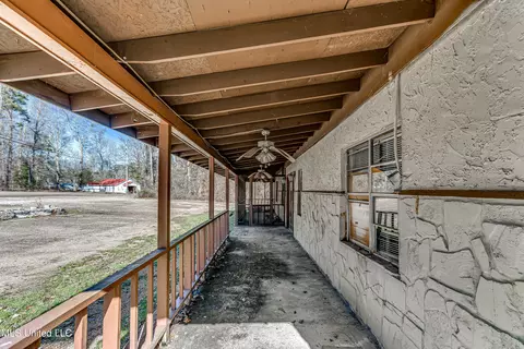 1403 Old Lake Rd, Brandon, MS 39042 photo 6