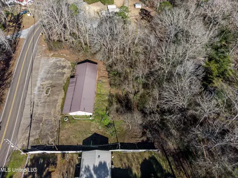 1403 Old Lake Rd, Brandon, MS 39042 photo 3