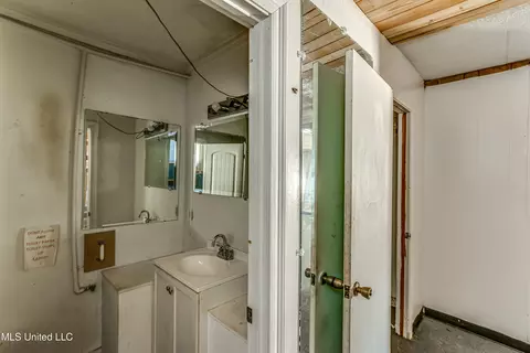 1403 Old Lake Rd, Brandon, MS 39042 photo 13