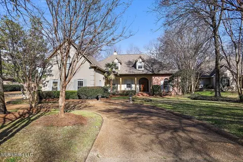 198 Forest Lake Dr, Madison, MS 39110