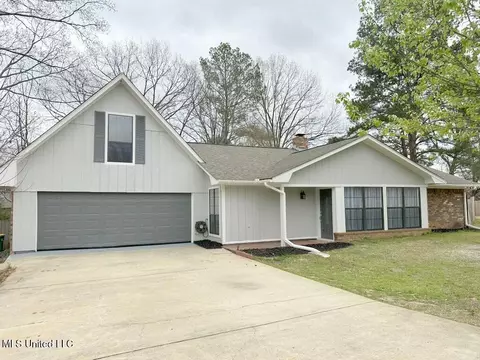 146 Clearwater Cv, Ridgeland, MS 39157