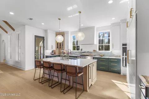 Kitchen - 104 Langdon Bnd, Madison, MS 39110 photo 1 of 8
