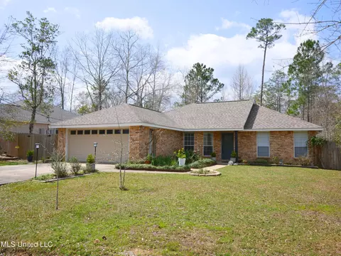 79297 E Diamondhead Dr, Diamondhead, MS 39525