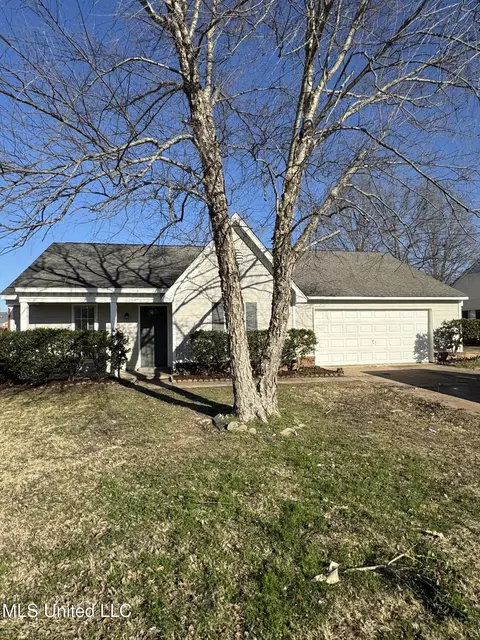 7190 Dunbarton Dr, Horn Lake, MS 38637