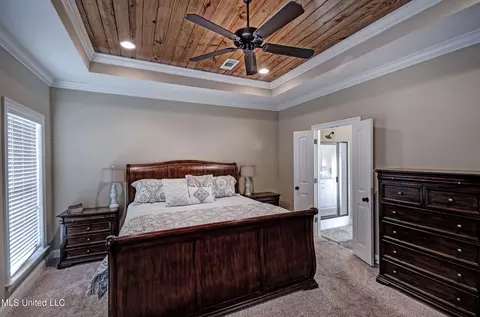 Bedroom - 168 Belle Oak Dr, Brandon, MS 39042 photo 2 of 5