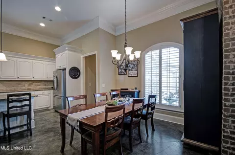 Dining - 168 Belle Oak Dr, Brandon, MS 39042 photo 1 of 1