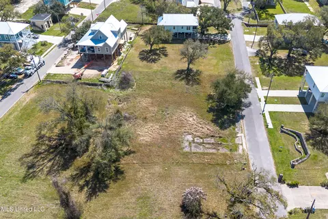 413 Gulf View Ave, Long Beach, MS 39560 photo 8