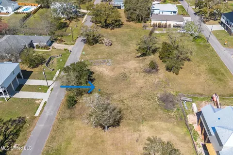 413 Gulf View Ave, Long Beach, MS 39560 photo 9