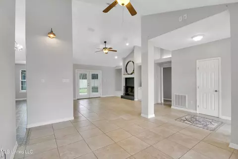 73638 N Diamondhead Dr, Diamondhead, MS 39525 photo 13