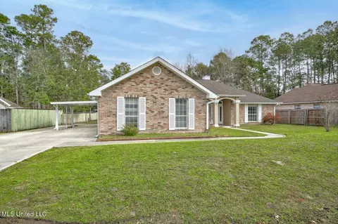73638 N Diamondhead Dr, Diamondhead, MS 39525 photo 3