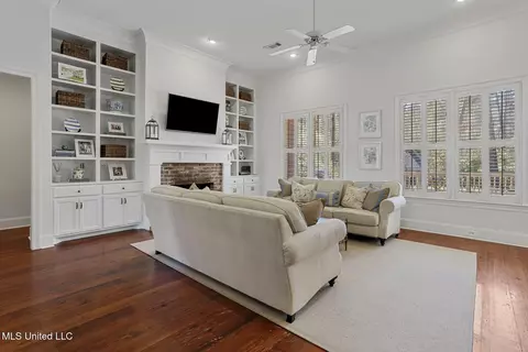 4259 Brussels Dr, Jackson, MS 39211 photo 3