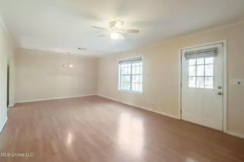 Living - 207 Gates Ave, Long Beach, MS 39560 photo 2 of 3