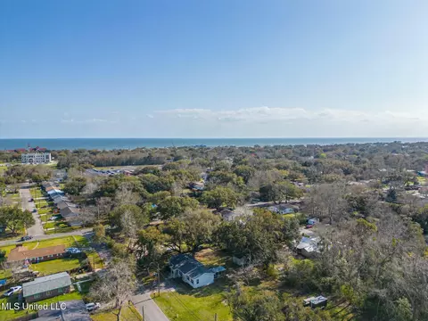 View/Area - 207 Gates Ave, Long Beach, MS 39560 photo 1 of 3