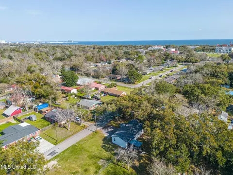 View/Area - 207 Gates Ave, Long Beach, MS 39560 photo 3 of 3