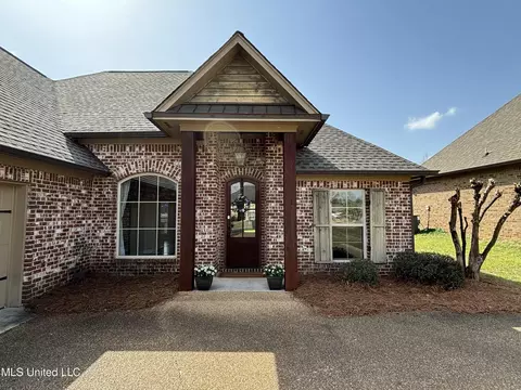 Exterior - 106 Amethyst Ln, Brandon, MS 39047 photo 2 of 2