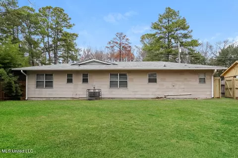 827 Berwood Dr, Jackson, MS 39206 photo 13