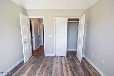 Bedroom - 1015 Cobblestone Pl, Brandon, MS 39042 photo 2 of 2
