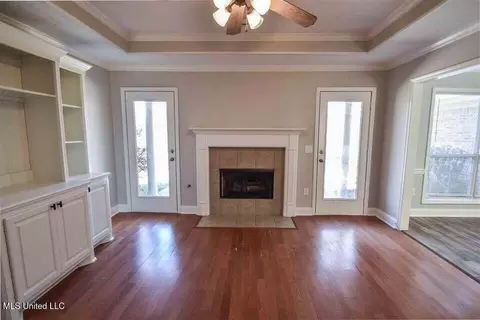 Living - 1015 Cobblestone Pl, Brandon, MS 39042 photo 1 of 2