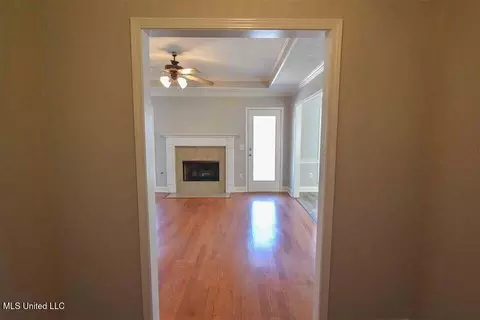 Entry Way - 1015 Cobblestone Pl, Brandon, MS 39042 photo 1 of 3