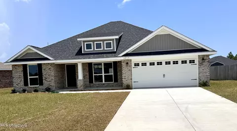 6217 Diamond Ln, Biloxi, MS 39532