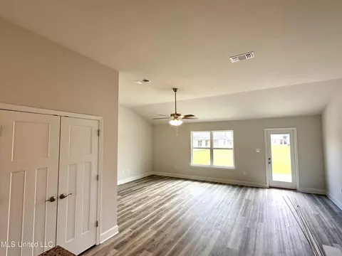 Living - 13917 Ruby Ln, Biloxi, MS 39532 photo 2 of 6