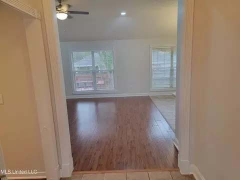 682 Parker Pl, Brandon, MS 39042 photo 2